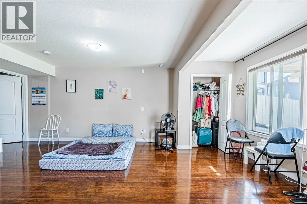 57 Saddlecrest Park NE