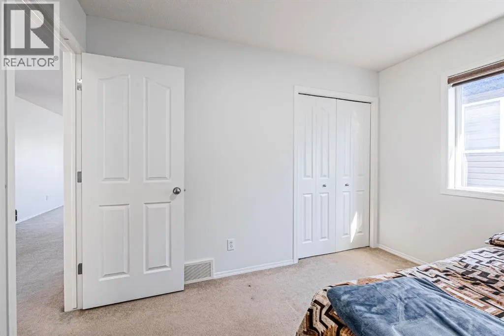57 Saddlecrest Park NE
