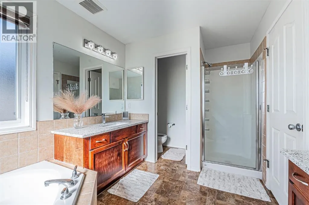57 Saddlecrest Park NE