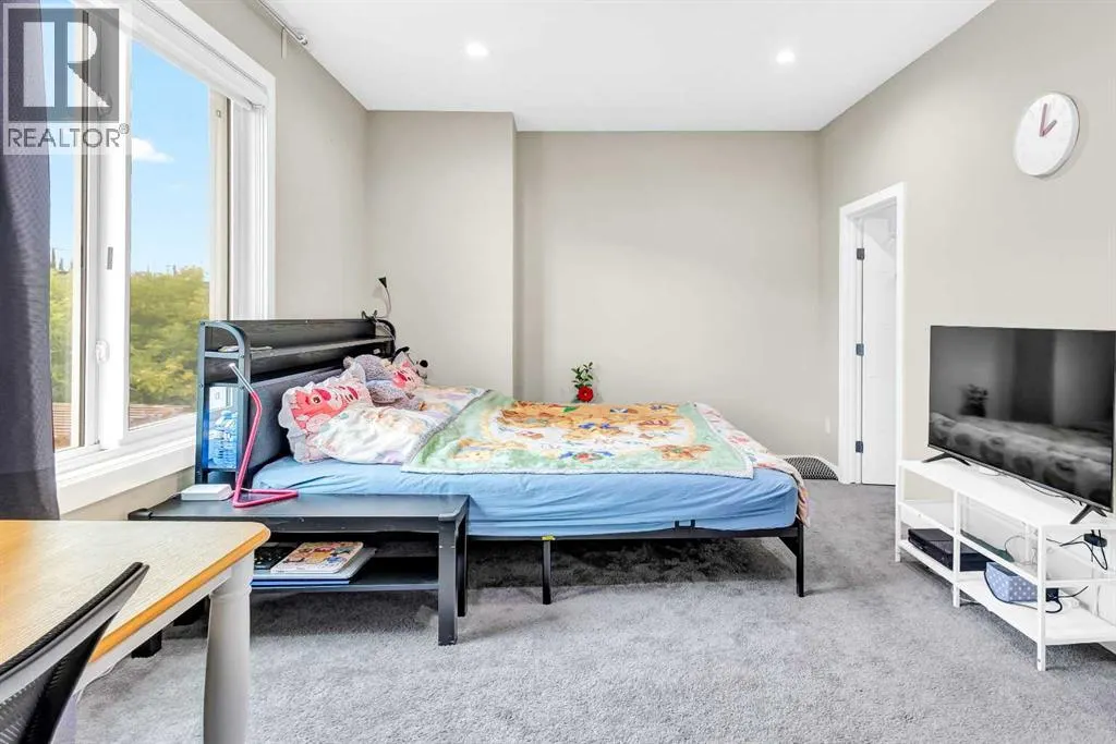 #2, 4519 bowness Road NW