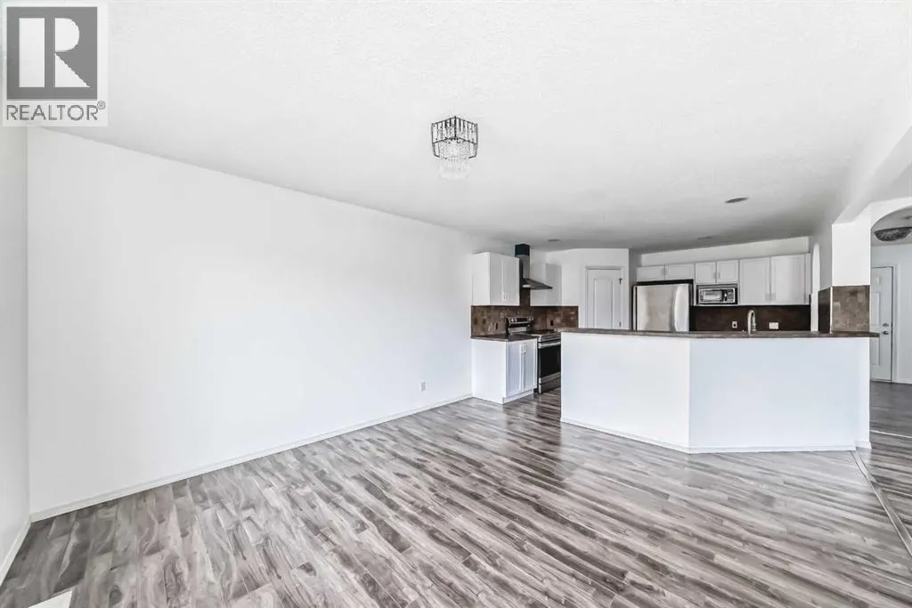 120 Springmere Grove