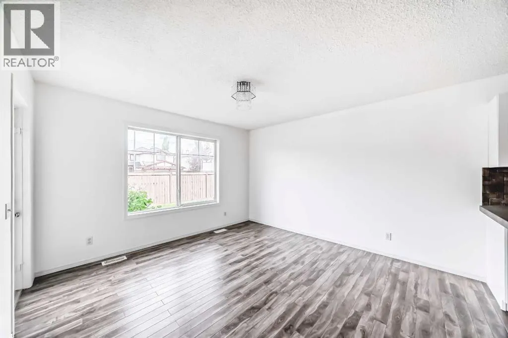 120 Springmere Grove