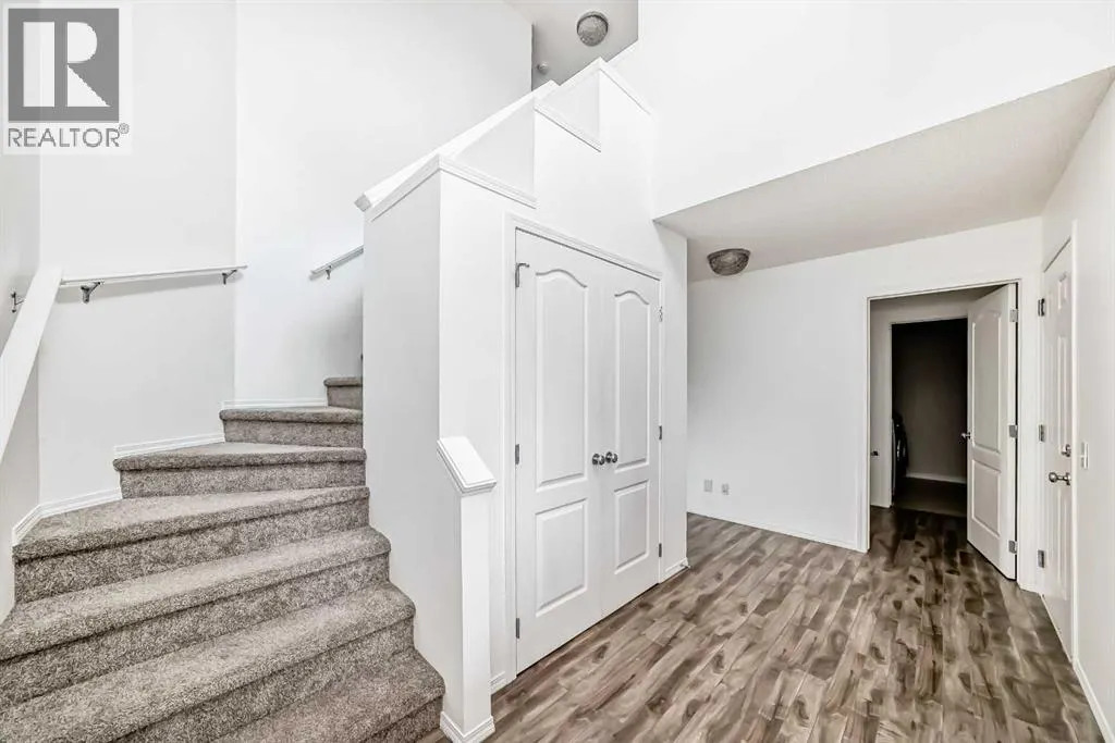 120 Springmere Grove