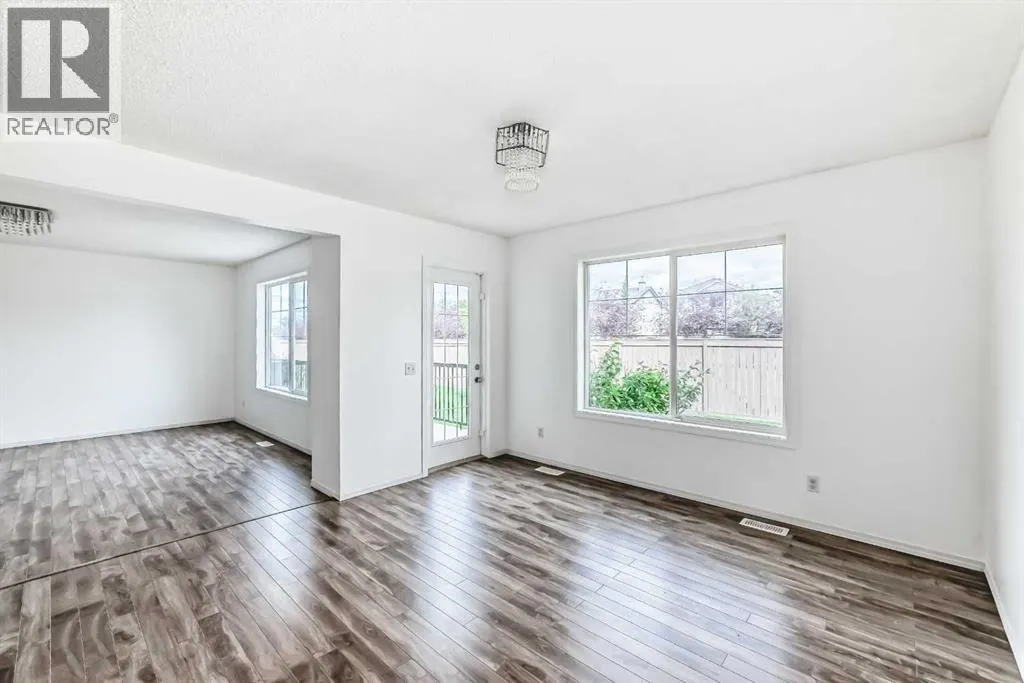 120 Springmere Grove