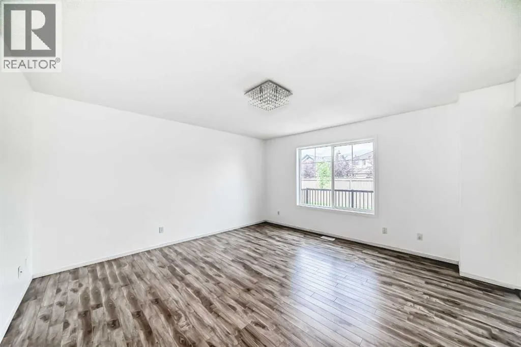 120 Springmere Grove