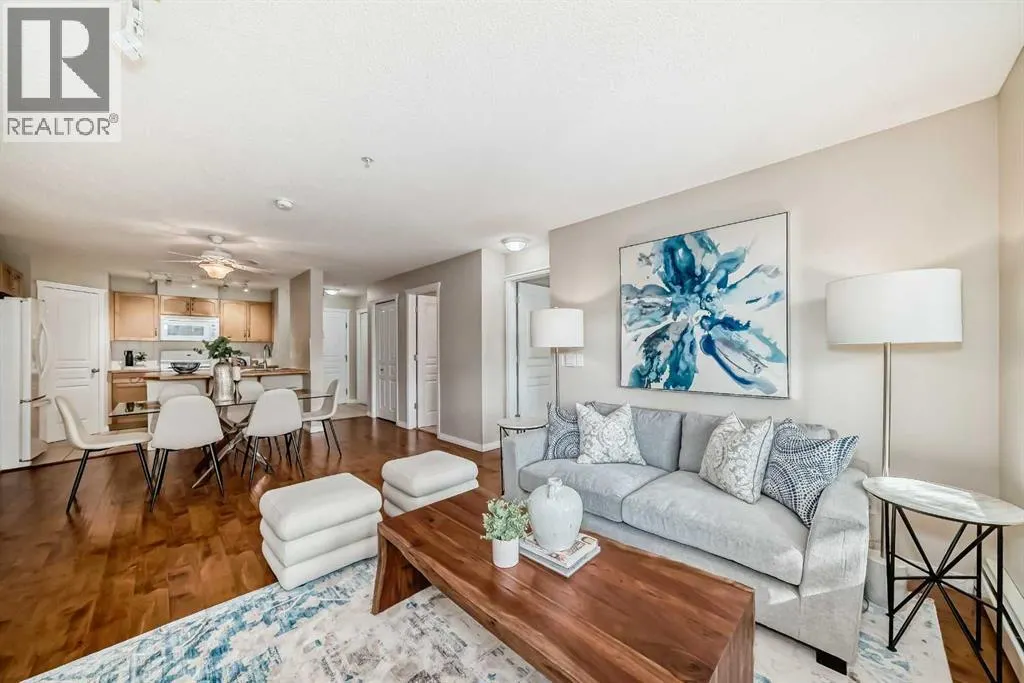303, 40 Parkridge View SE