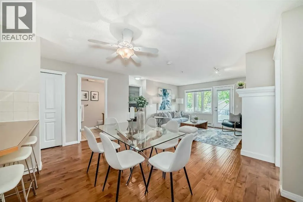 303, 40 Parkridge View SE
