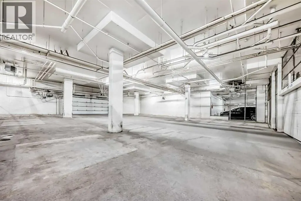 303, 40 Parkridge View SE