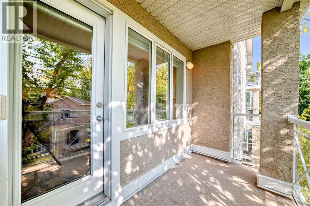 303, 40 Parkridge View SE