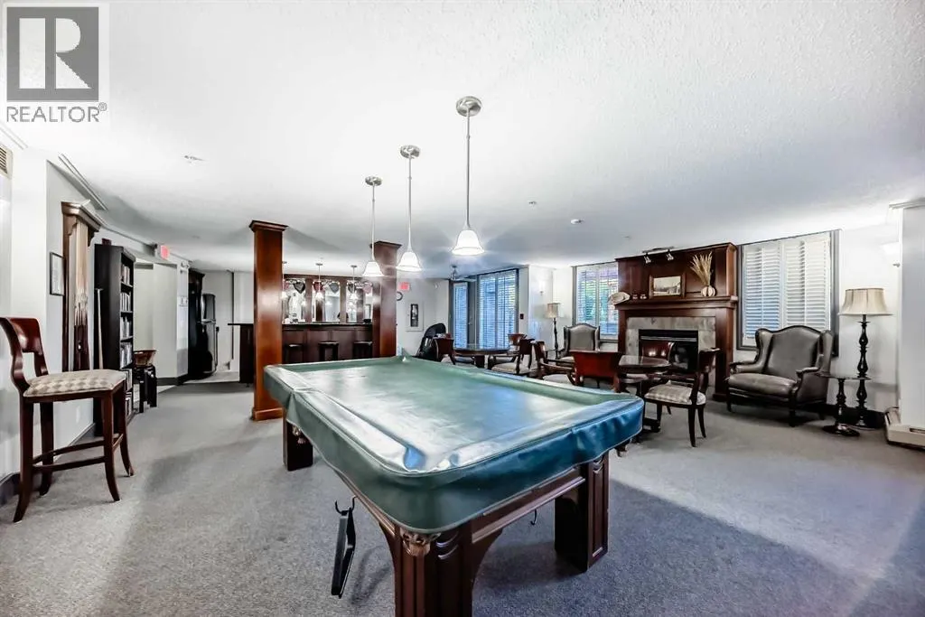 303, 40 Parkridge View SE