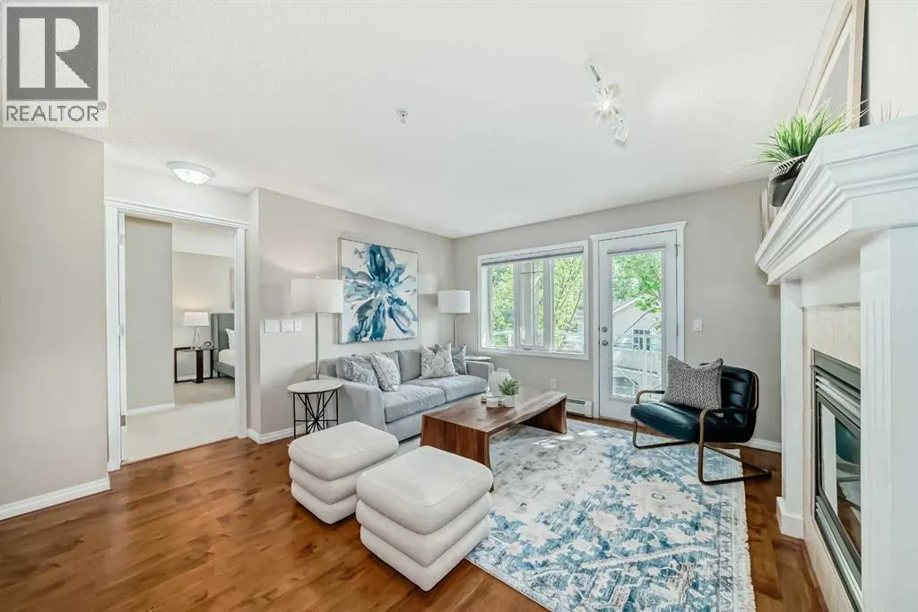 303, 40 Parkridge View SE