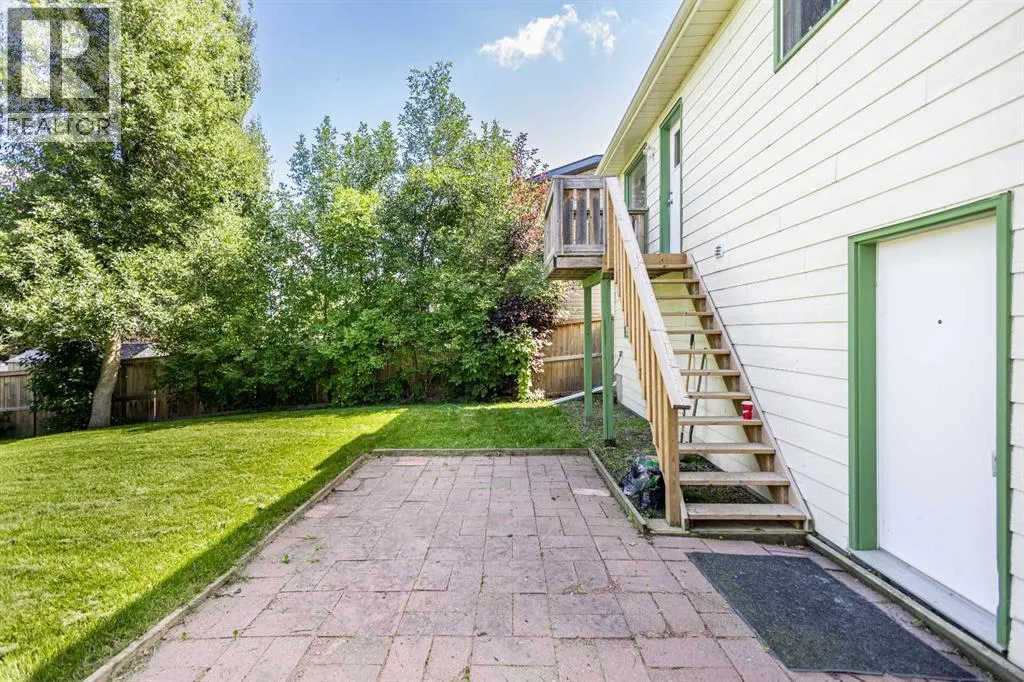 184 Shawinigan Drive SW