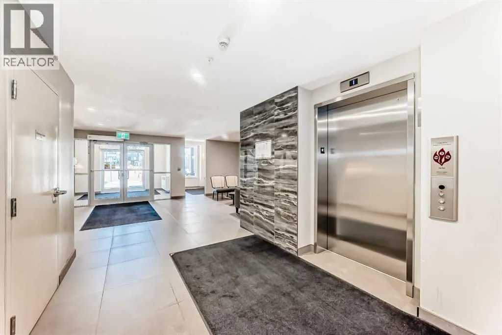 310, 150 Shawnee Square