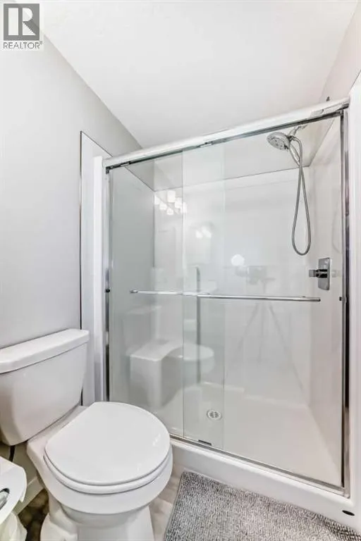 310, 150 Shawnee Square