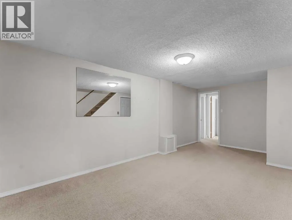 882 Parker Avenue NW