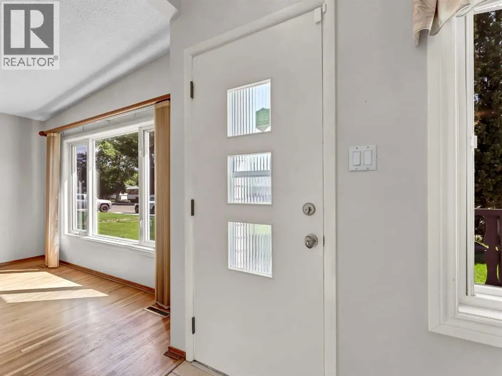 882 Parker Avenue NW
