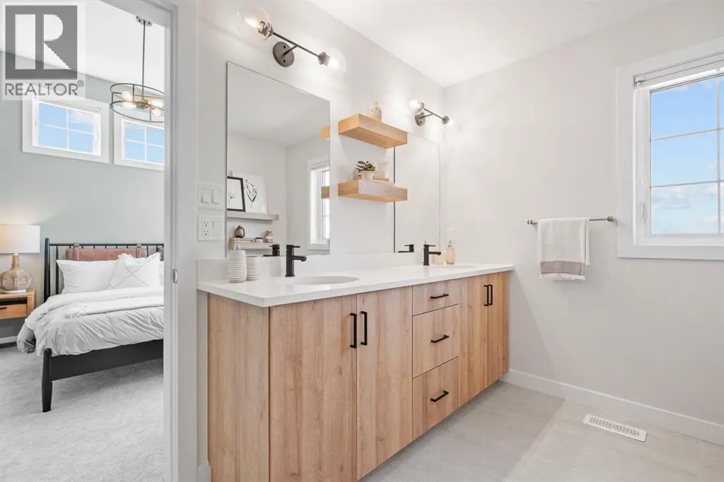 1002 Harmony Parade