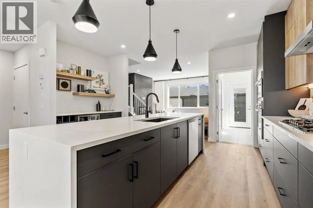 1002 Harmony Parade