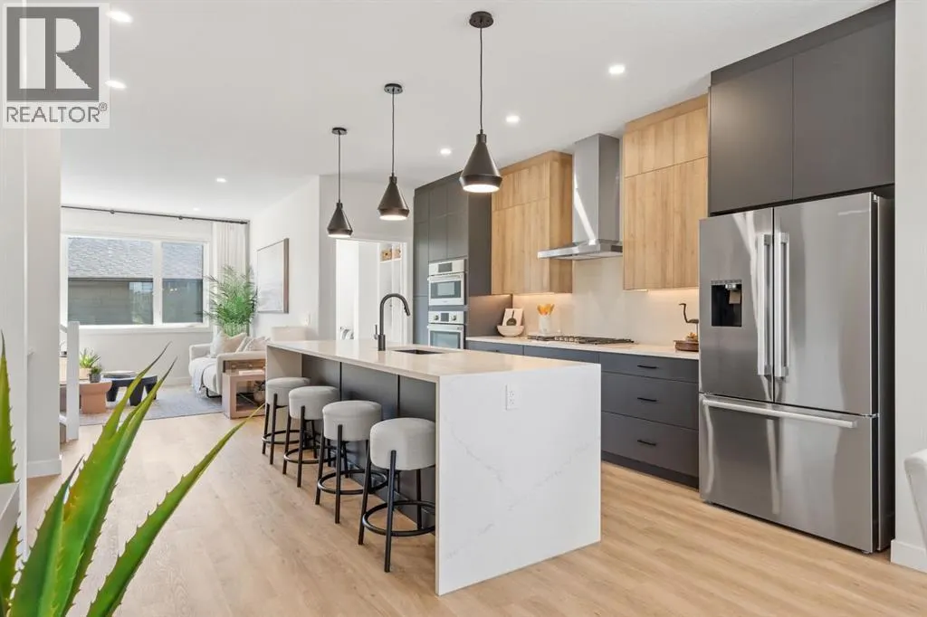 1002 Harmony Parade