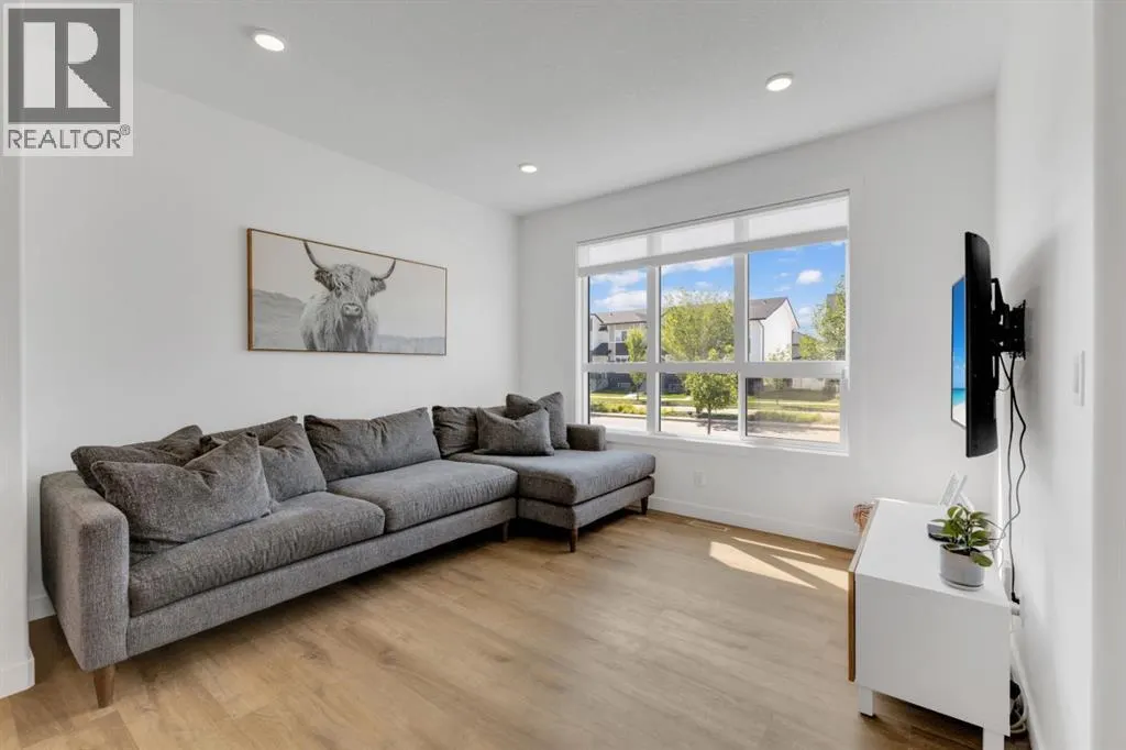 A, 10 Evergreen Way