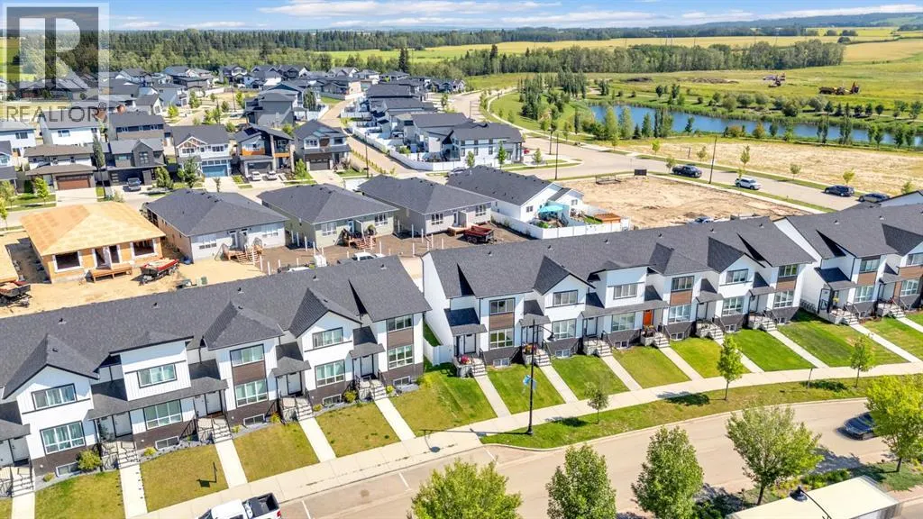 A, 10 Evergreen Way
