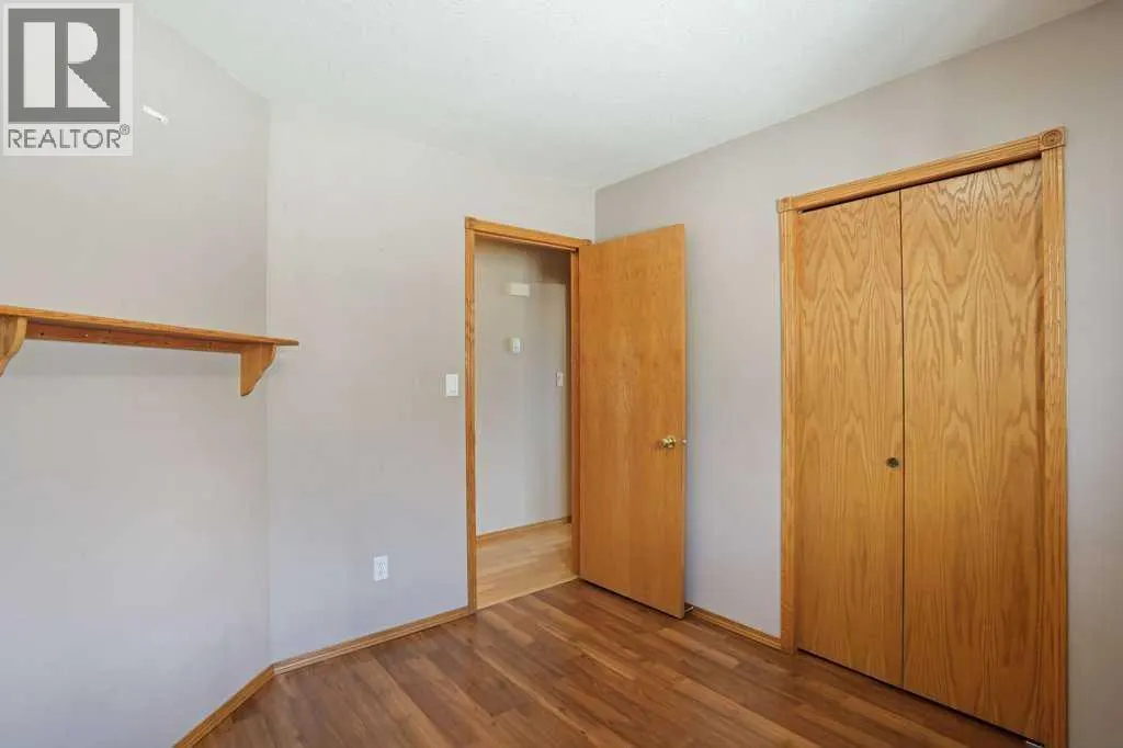 75 Upland Road W