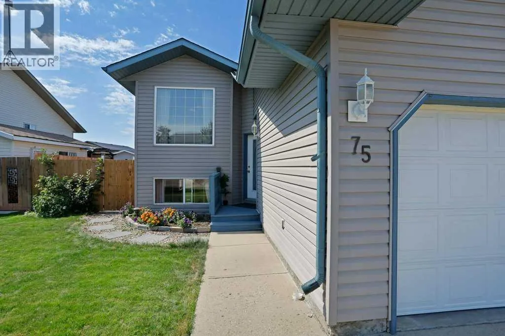 75 Upland Road W