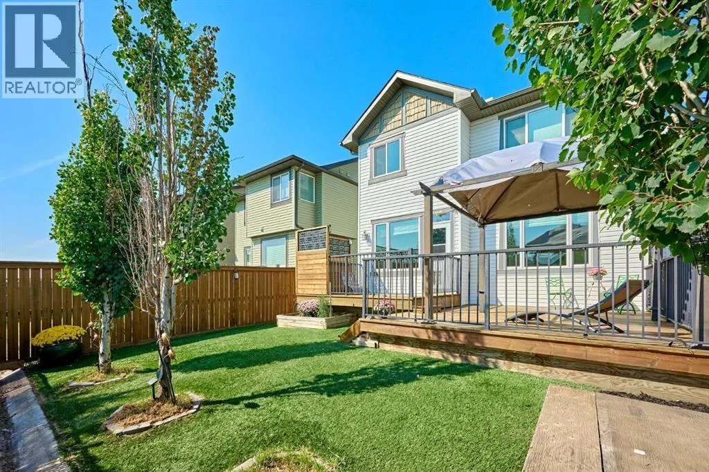 68 Skyview Springs Crescent NE