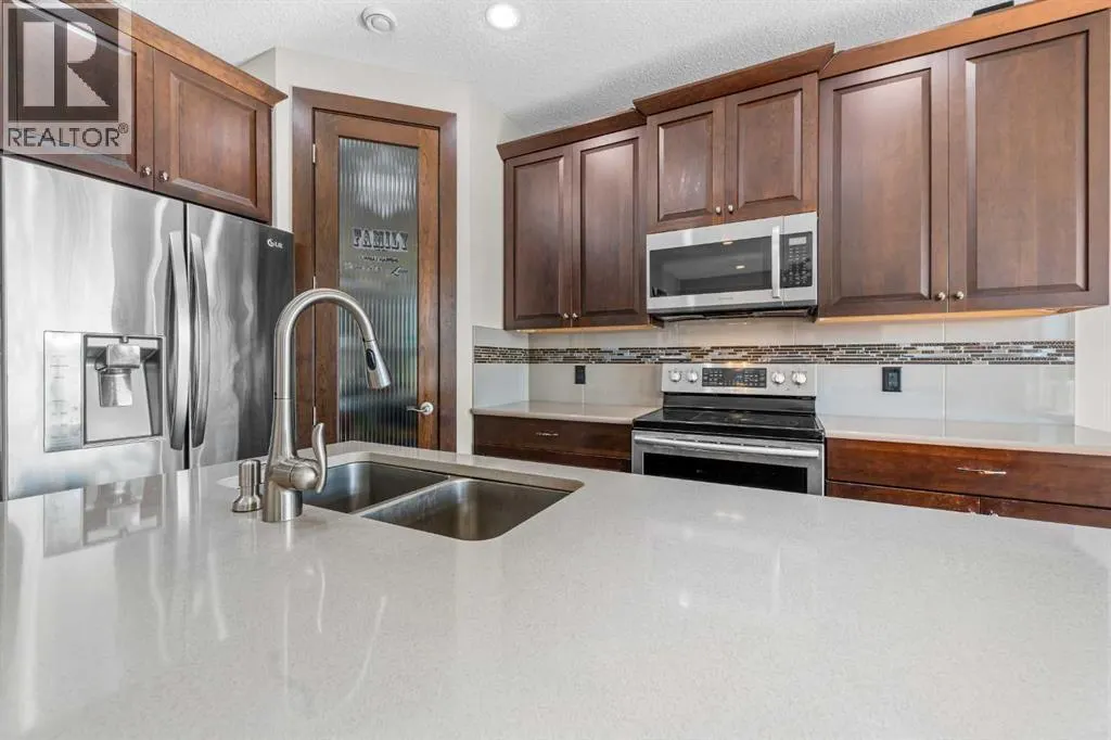 237 Panton Way NW