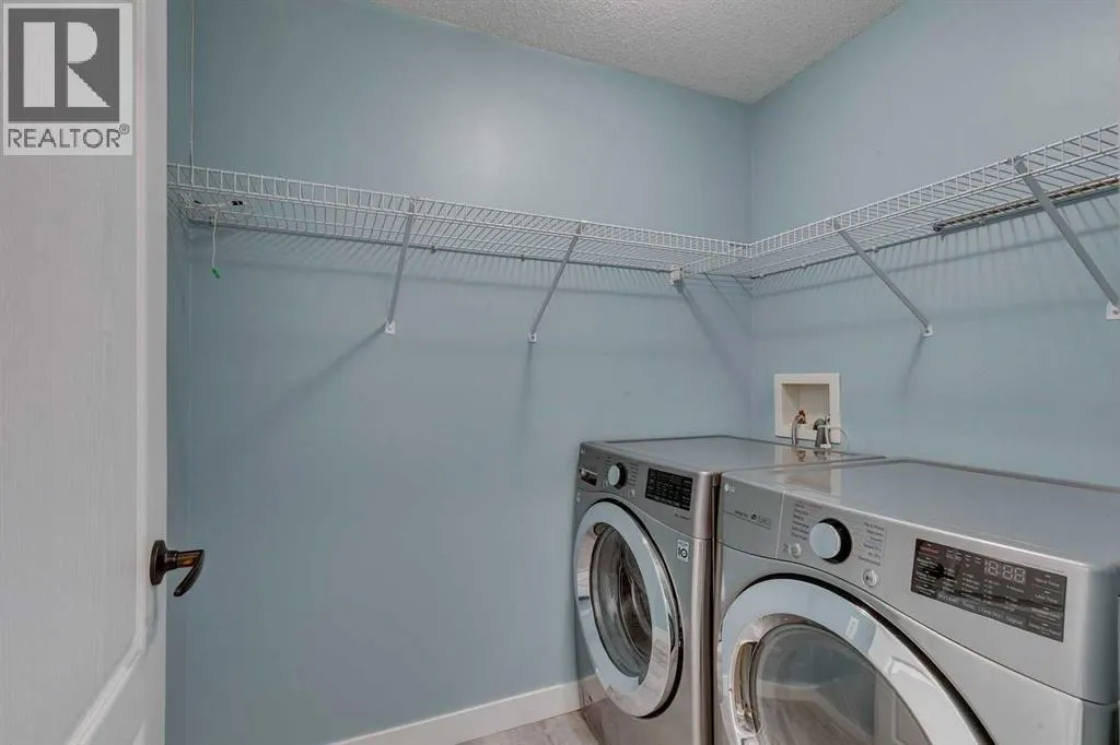 215, 30 Sierra Morena Mews SW