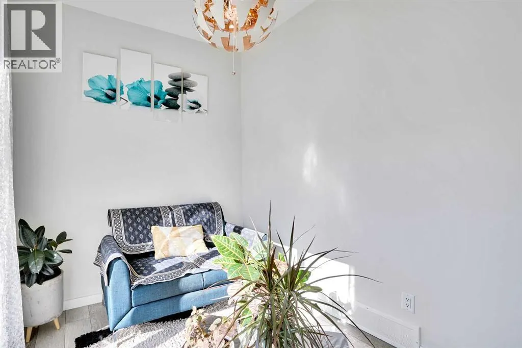 22 Savanna Villas NE
