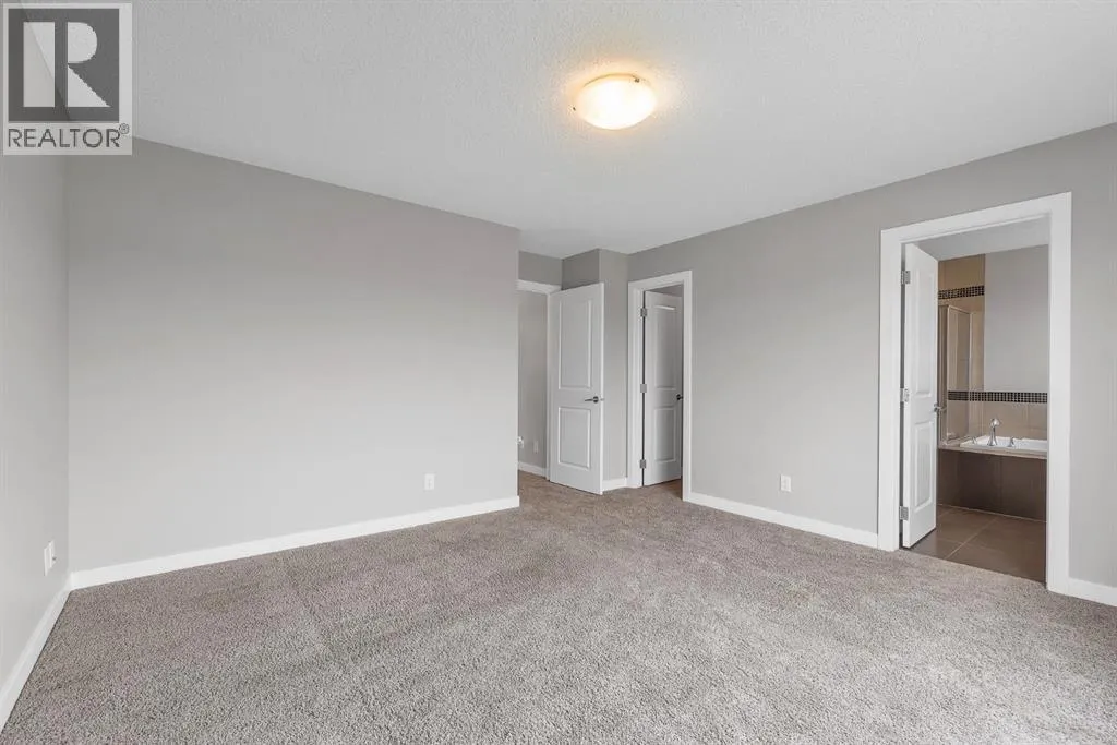 253 Panton Way NW