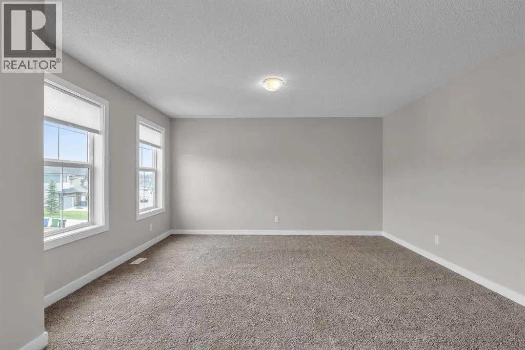 253 Panton Way NW