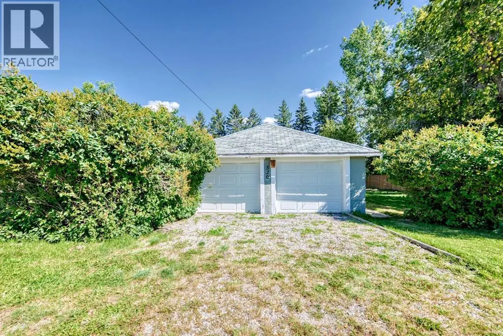 520 Royalite Way SE