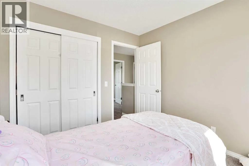 174 Windstone Avenue SW
