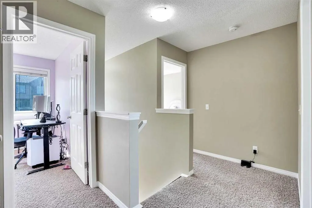 174 Windstone Avenue SW