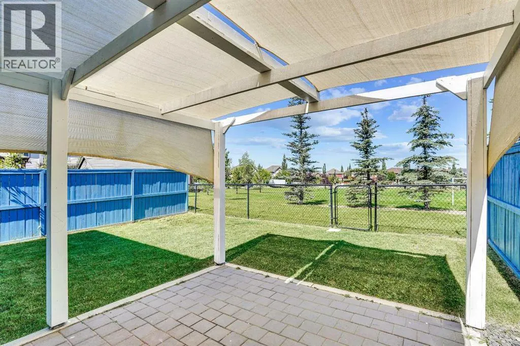 174 Windstone Avenue SW