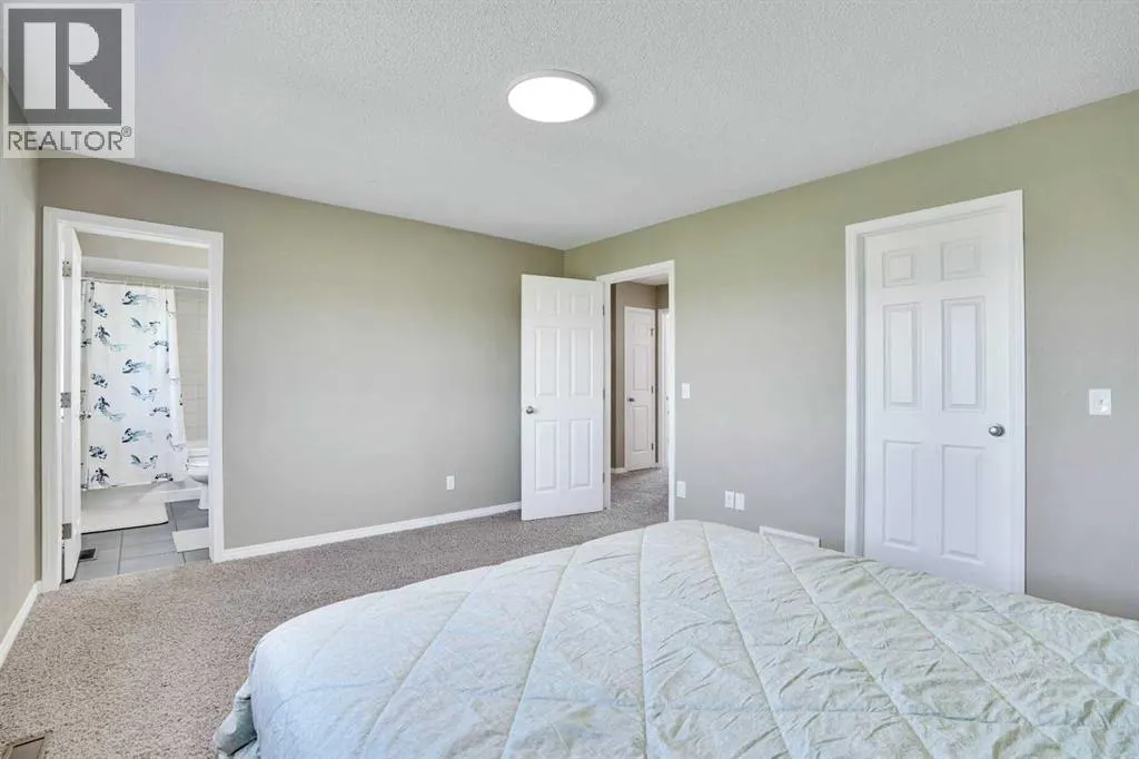174 Windstone Avenue SW