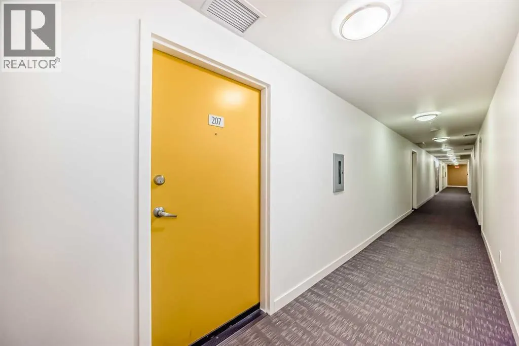 207, 3820 Brentwood Road NW