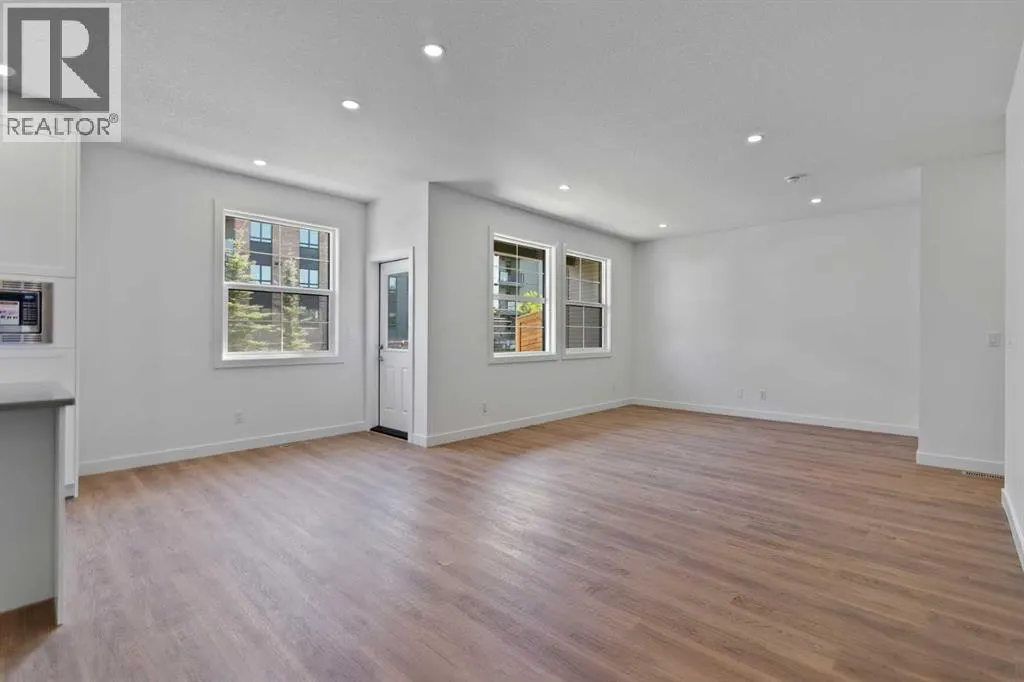 1102, 201 Cooperswood Green SW