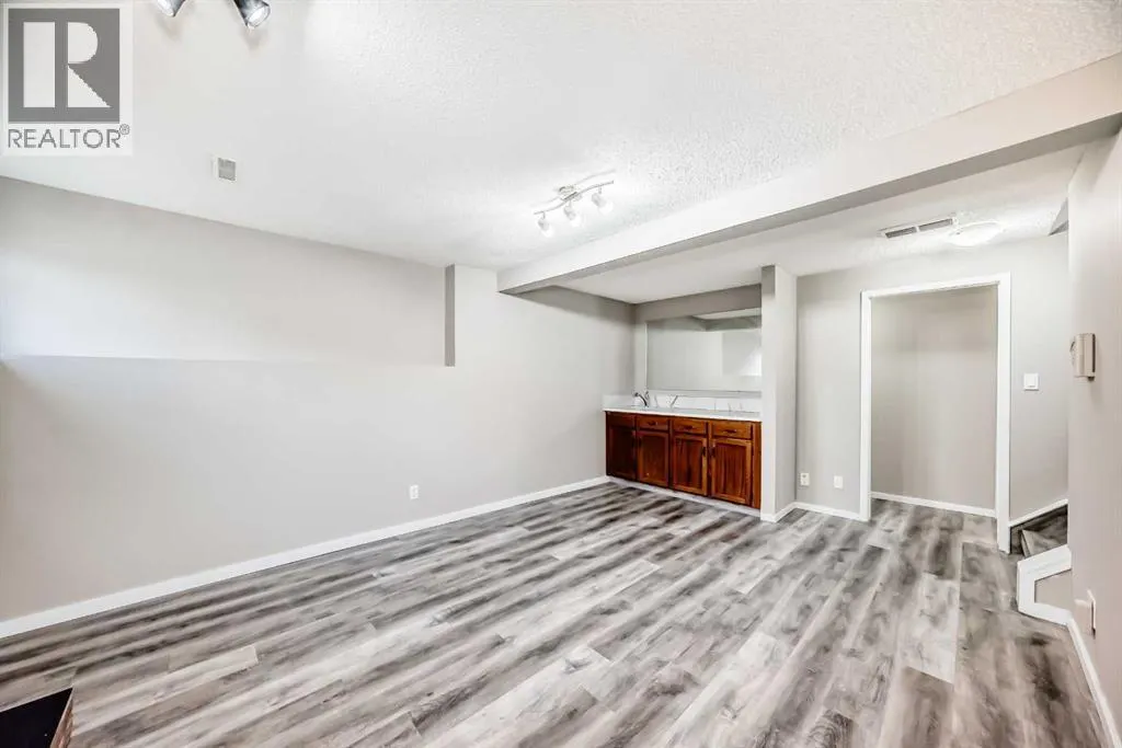 45 Westridge Drive