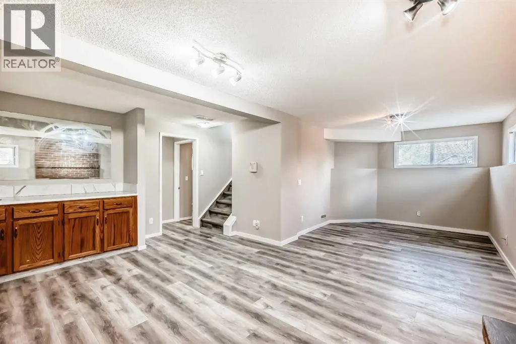 45 Westridge Drive