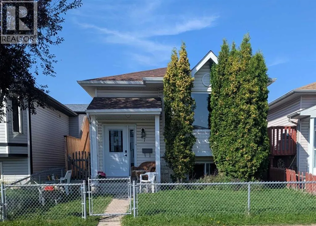 47 Applemead Court SE
