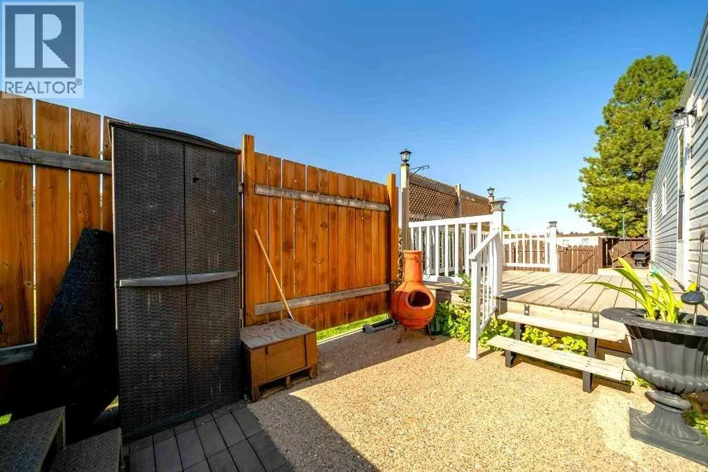 31, 2248 Southview Drive SE