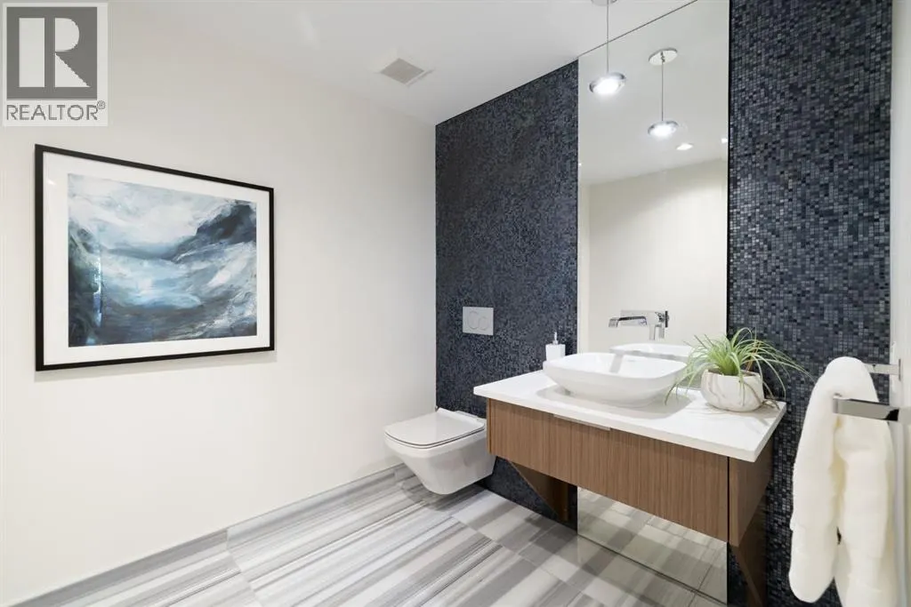 101, 88 Waterfront Mews SW