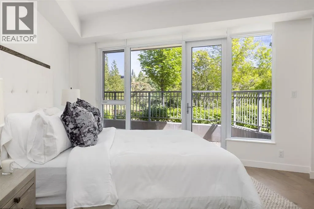 101, 88 Waterfront Mews SW