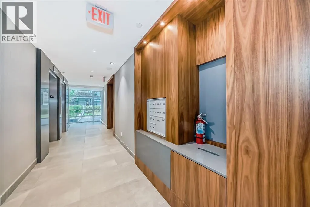101, 88 Waterfront Mews SW