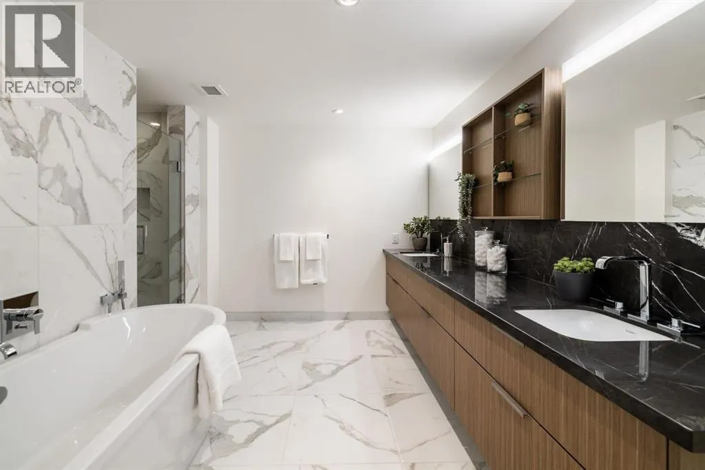 101, 88 Waterfront Mews SW