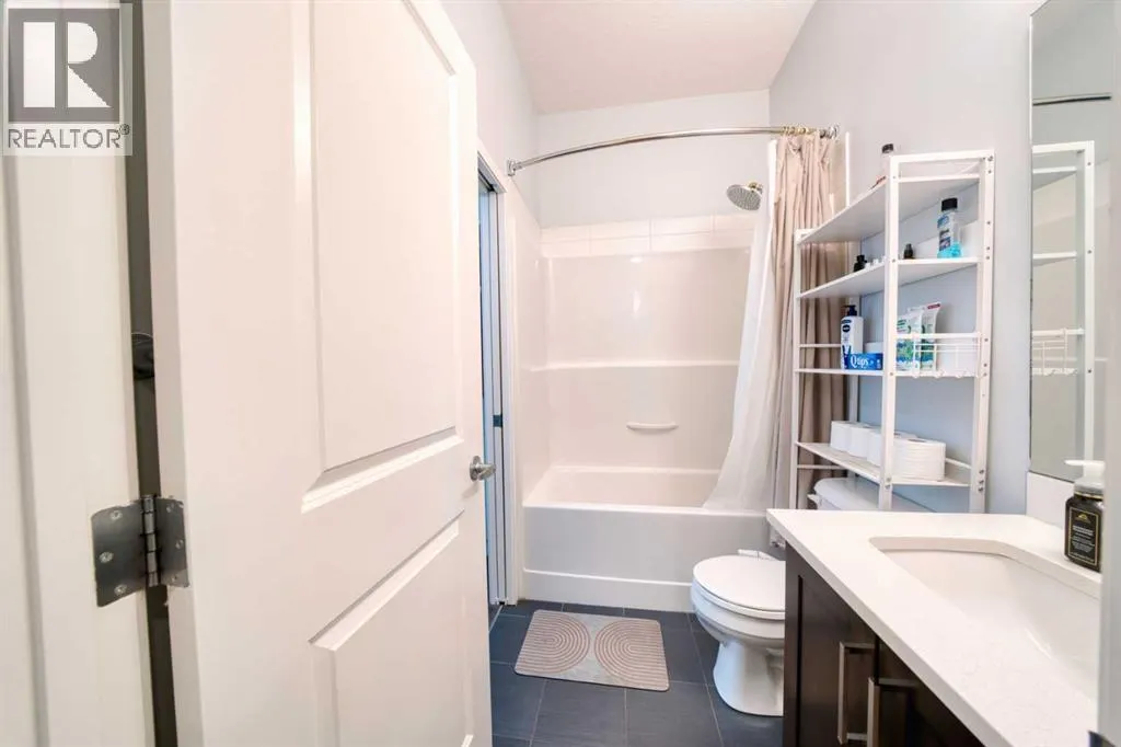 116, 10 Mahogany Mews SE