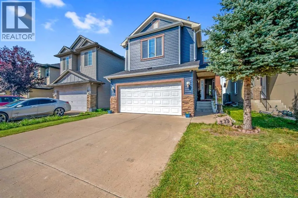 233 Saddlecrest Way NE